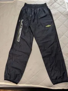 UMBRO トレーニングパンツ ブラック