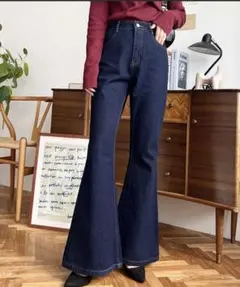 moment＋ フレアパンツ