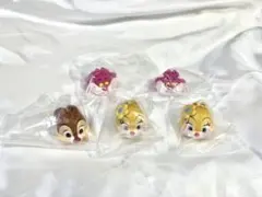 ハンドメイド ☆ じゃらじゃらキーホルダー ドレス猫 シロ - メルカリ