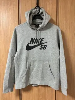 NIKE SB グレー パーカー Lサイズ　ナイキ