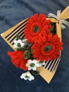 ハンドメイド＊モールフラワー＊赤いお花のブーケ
