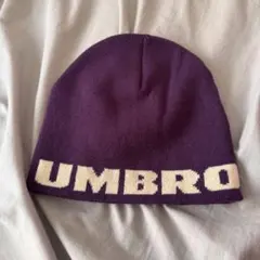 UMBRO 紫色 ビーニー