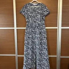 アーバンリサーチ サニーレーベル　花柄ワンピース