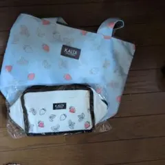 y*i様 KALDI 2026いちごバッグセットとエコバッグ
