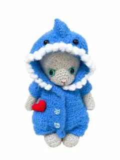 サメの着ぐるみ猫ちゃん あみぐるみ ハンドメイド