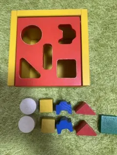 ユシラ社jussila（フィンランド）木製　ポストボックス。型はめパズル