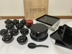 MB698】輪島塗 龍作 抱き茗荷家紋 金蒔絵 五段重箱 台付 二枚蓋 木製