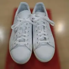 adidas STANSMITH　ホワイト　HP5510 24㌢