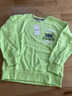 新品　アンブロ　トレーナー