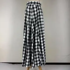 【sakishima tokyo】ボリュームフレアマキシスカートのサムネイル
