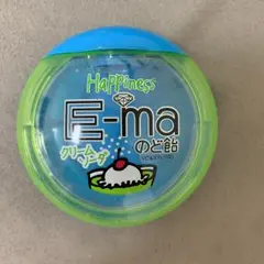 E-girls のHappiness のE-ma