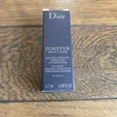ディオールスキン　リキッドファンデーション 2.7ml