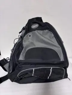 SHELTER（シェルター）ワンショルダー／スリングバッグ