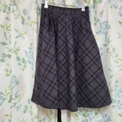 グレー チェック柄 フレアスカート　Mサイズ　美品