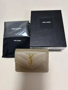 訳ありSAINT LAURENT ベージュ キルティング長財布 - メルカリ