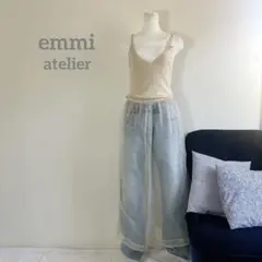 【emmi atelier】 美シルエット✨上品ベージュ繊細レースチュールドレス