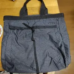 OAKLEY ダークグレー トートバッグ