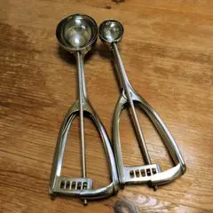 Item thumbnail for item 7aad7367-ee41-4a26-8343-2294cf533685