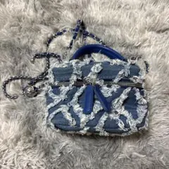 Item thumbnail for item 4652ef94-8c60-40ec-875e-ba3ef185bd68