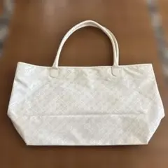 夏カラー　ゲラルディーニ　定番白トート