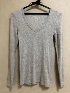 GAP グレー Vネック 長袖Tシャツ S〜Mサイズ