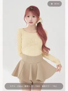 Darich ダーリッチ エンブロイダリーシグネチャーDRビジューニットトップス