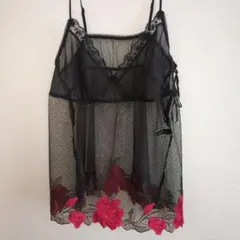 サルート花柄刺繍 キャミソール ブラック未使用 - メルカリ