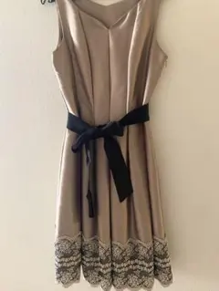 お値下げ　ベージュ ノースリーブ ワンピース ドレス ショール付き パーティー