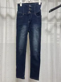 Item thumbnail for item 54333624-921a-4302-b235-7e0444e90387