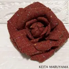 ケイタマルヤマ　コサージュ　薔薇　大輪のバラ