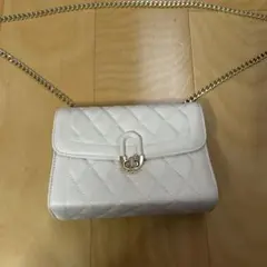 ベージュキルティング ショルダーバッグ