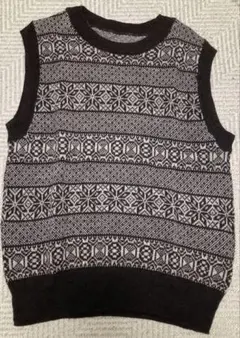 無印良品　ウールベスト