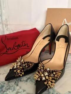 Christian Louboutin スタッズ パンプスのサムネイル
