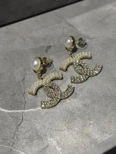 CCロゴ　パールピアス