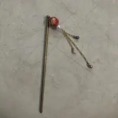 和装小物 かんざし 金色 赤い球体