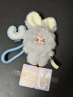 Baby Three Mini Bunny ぬいぐるみ、アルファベット【J】