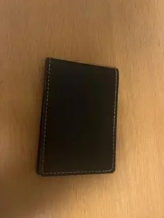 黒のカードホルダー