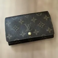 LOUIS VUITTON モノグラム 二つ折り財布のサムネイル