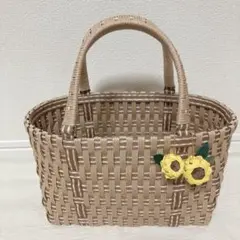 Item thumbnail for item eb9b991b-6c59-4d0b-8b1b-5296198642ae