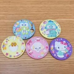 【値下げしました】サンリオ　刺繍缶バッジ　5点セット