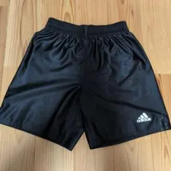 adidas 黒 ショートパンツ 150