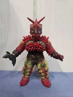 ウルトラ怪獣シリーズ2006　13 巨大ヤプール　ソフビ