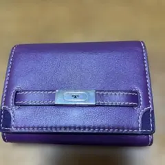 トリーバーチ三つ折り財布