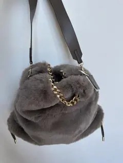 【本日までお値下げ】ヤマダヤ ペシンシャ牛革 フラップポケットハンドバッグ 2025年最新】PECHINCHAR バッグ ファーの人気アイテム - メルカリ