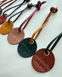 まんまるレザータグ•キーホルダーネームタグ　席札　プチギフト　結婚式　ペットタグ