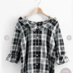 抜き襟　マジェスティックレゴン　トップス