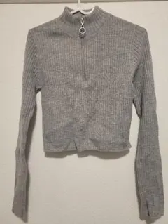 新品タグ付き　GU グレー ハイネックリブニット Mサイズ