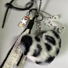 【115】じゃらじゃらキーホルダー パラコード