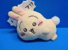 クリーム色のうさぎぬいぐるみ