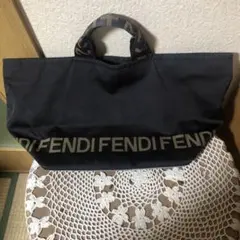 極美品 FENDI フェンディ ハンドバッグ ロゴライン S8548 - メルカリ